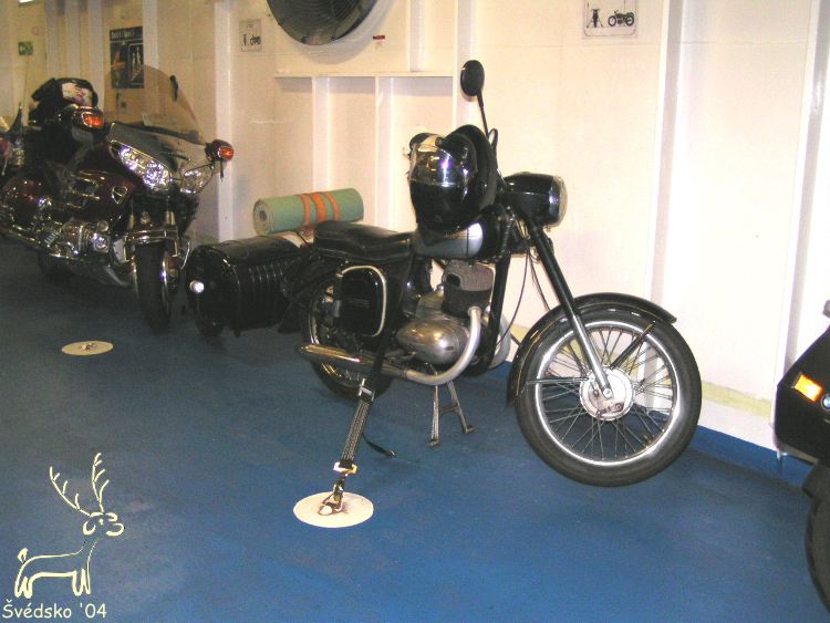 Jawa na trajektu